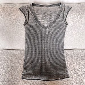 Free People waffle v-neck S